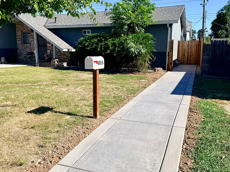 6018 Denver Dr — Photo 3