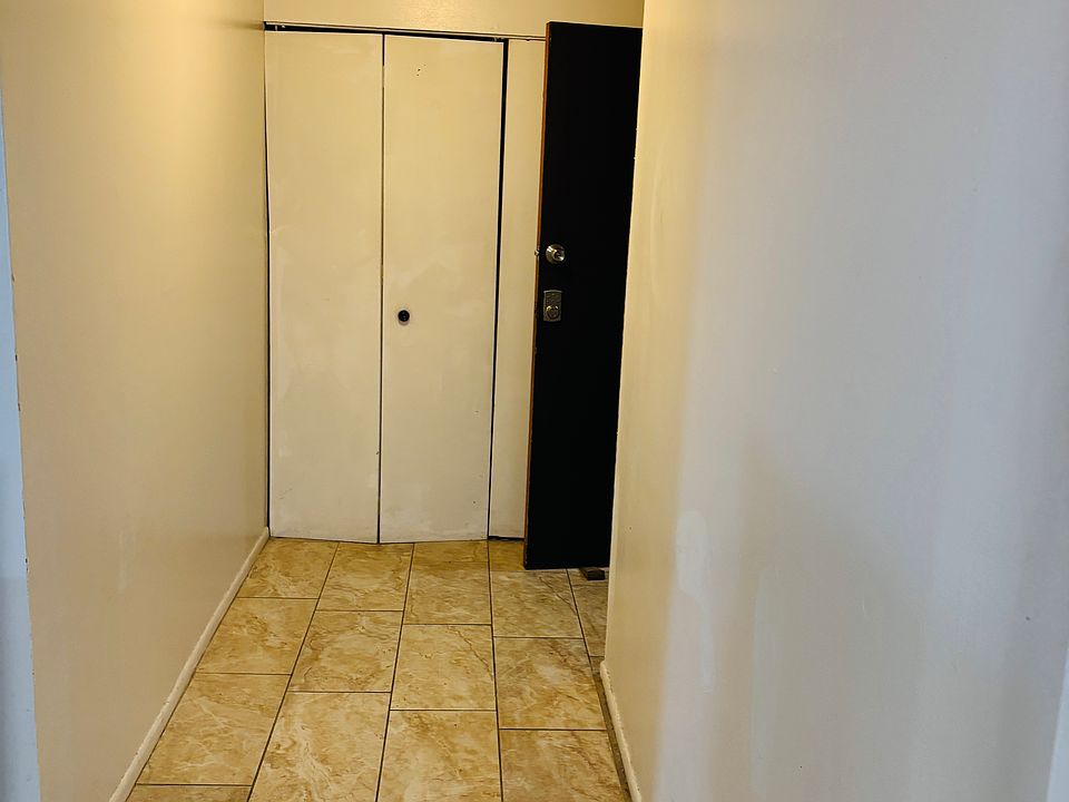 1st image of 153 Bull Hill Ln APT 312