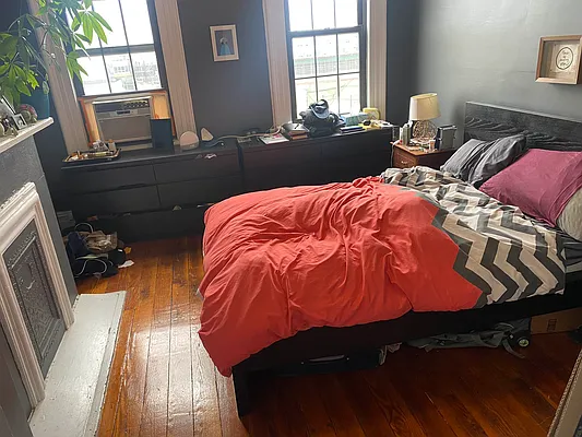 Rented by null | media 14