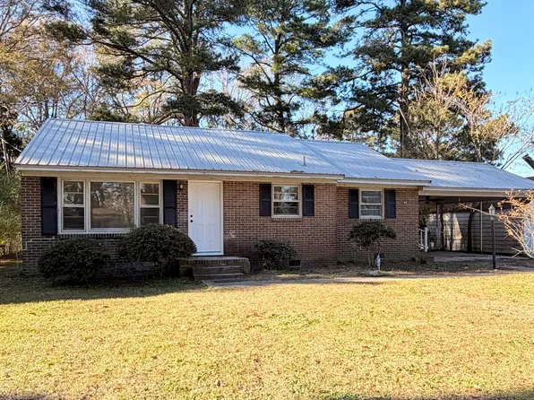 106 S 5th Street, Macclesfield, NC 27852