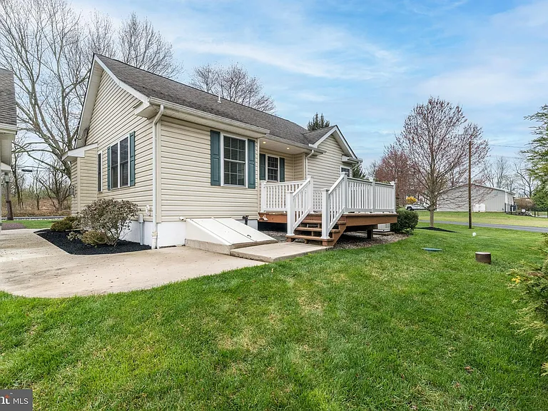 3657 Applebutter Rd — Photo 42