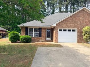 3720 Beacon Dr, Sumter, SC 29154