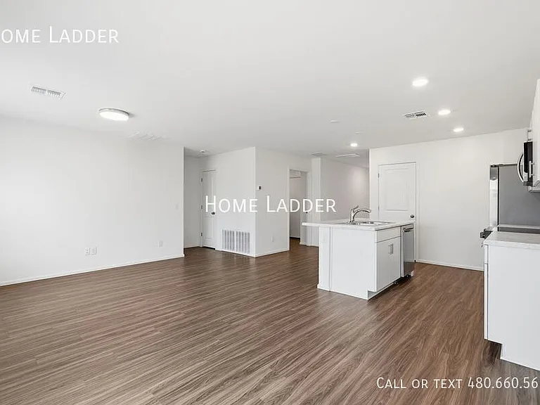 1360 W Inca Dr — Photo 14