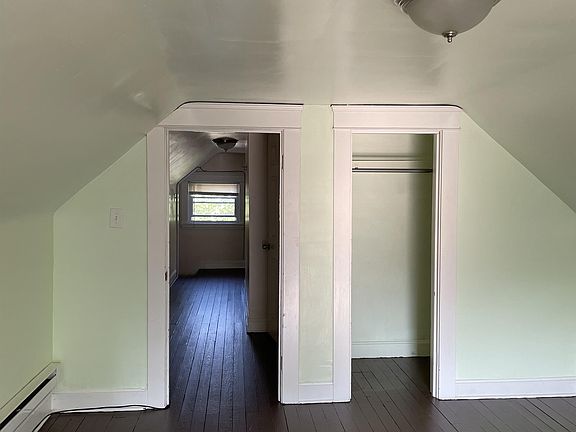 4th image of 2249 Bellfield Ave Floor 3