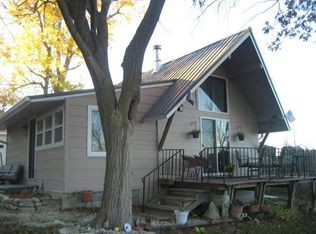 11011 Lakeside Dr, Manhattan, KS 66503