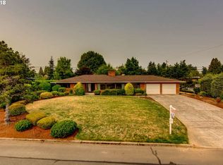 595 NW Overlook Ave, Gresham, OR 97030