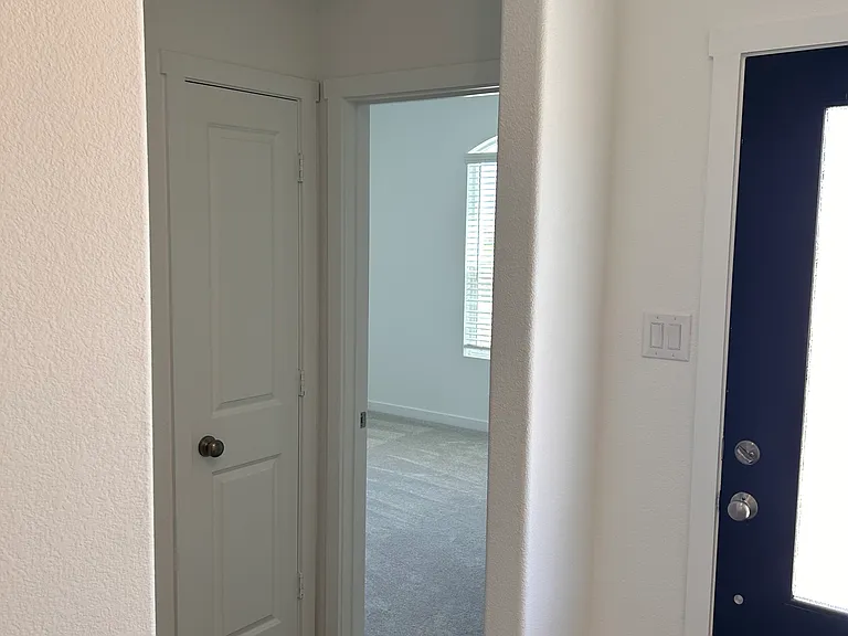 1020 Flameleaf Dr — Photo 10