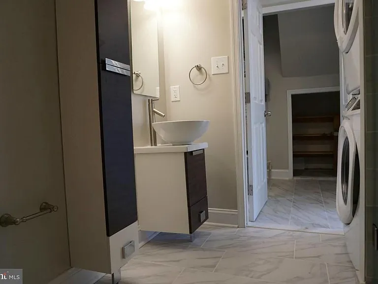 4385 Eagle Ct — Photo 5