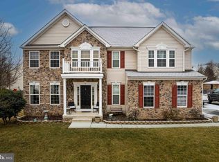 9 Calvert Cir, Bunker Hill, WV 25413