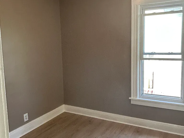 149 Culbert St — Photo 17