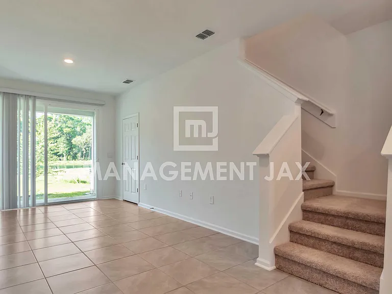 8346 Asteroid St #1 — Photo 5