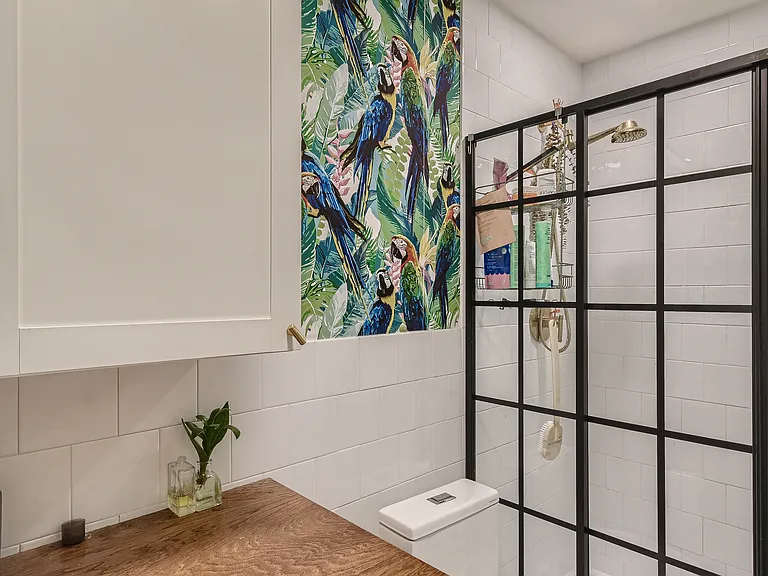 1304 Summit St #114 — Photo 16