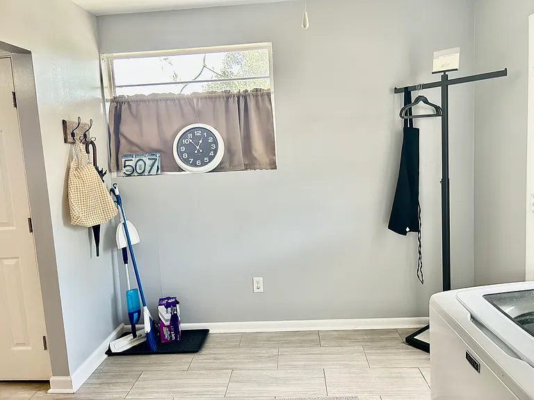5057 Blackburn St — Photo 32