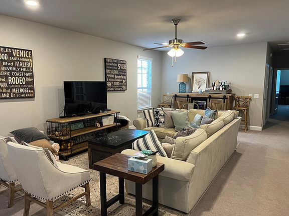3rd image of 4121 Sechrist Dr