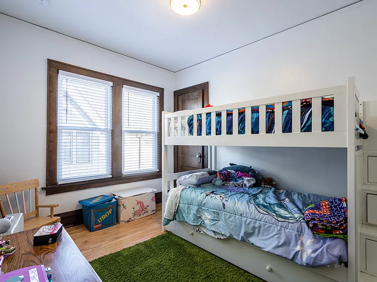 2127 N Hi Mount Blvd #UPPER — Photo 13