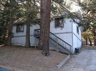 31277 Oakleaf Ct, Running Springs, CA 92382