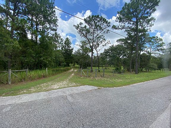 4th image of 14131 Sandy Dr