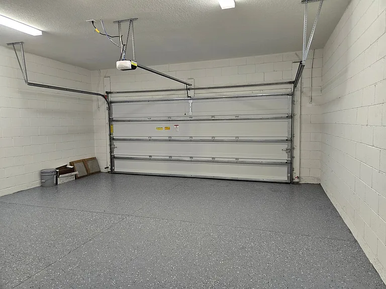 3064 Sanctuary Dr — Photo 26