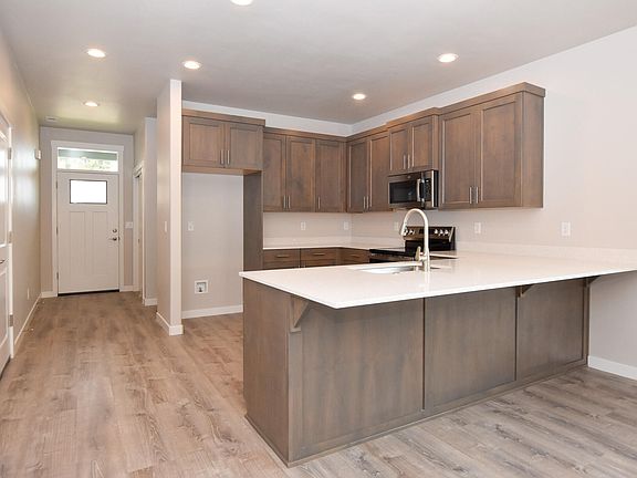 2nd image of 2364 SW 25th St