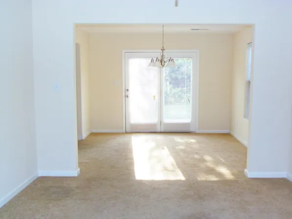 2536 Sun Seeker Ct, Lexington, KY 40503