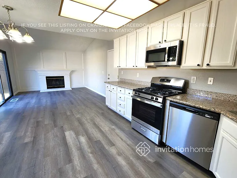 1401 Mandarin Ct — Photo 4