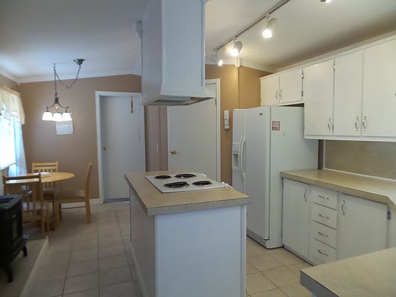 2nd image of 21201 NE 58th St