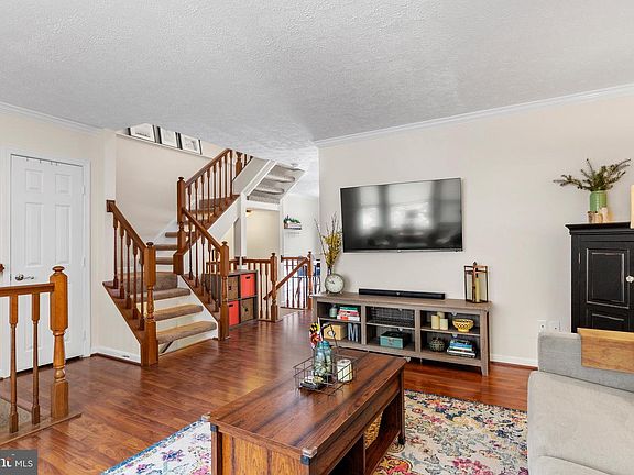 4th image of 1641 Elkwood Ct