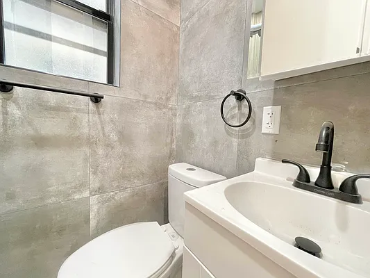 Rented by Doorway NYC, LLC | media 10