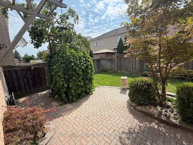 17 Coral Cove Ct — Photo 45