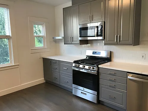 1224 7th Ave #4 Photo 1