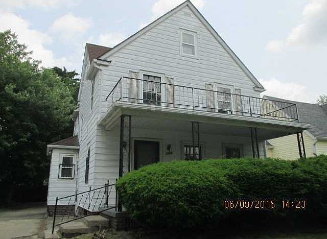 1st image of 2806 Bryn Mawr Dr