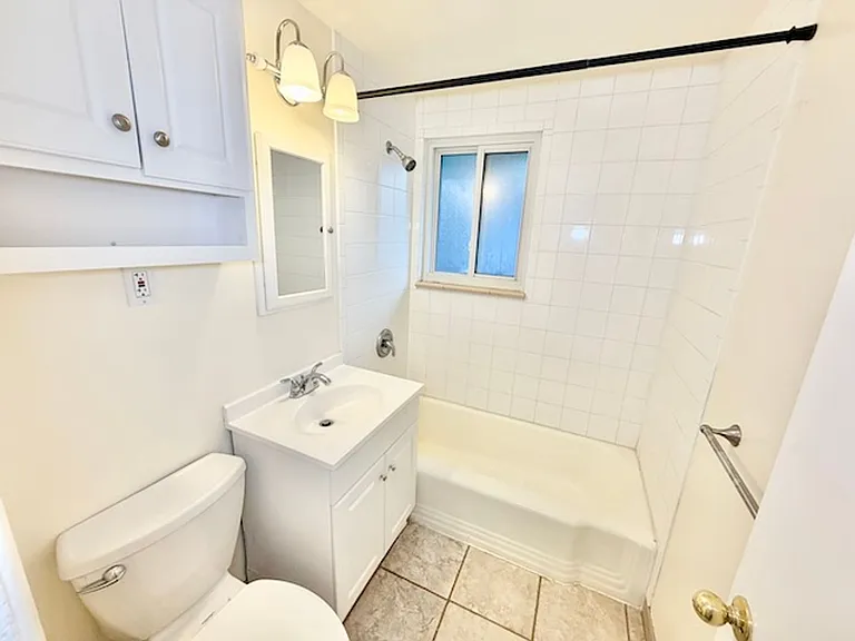 387 S Queen Cir — Photo 13