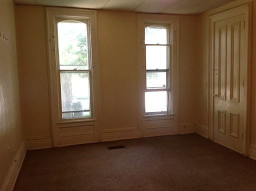 1st image of 306 E Lincoln Ave APT C