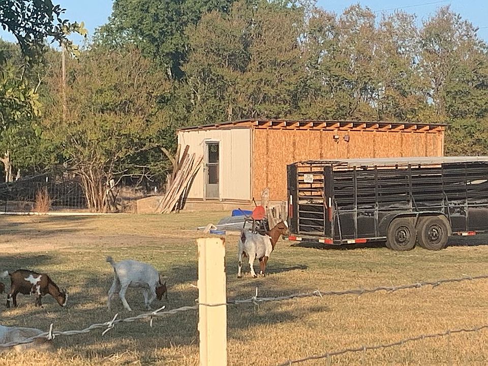 1st image of 111 County Road 4040