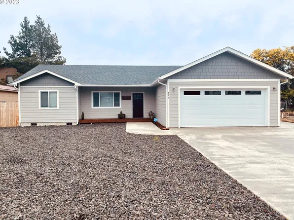 837 Jacobson Way, Lakeside, OR 97449
