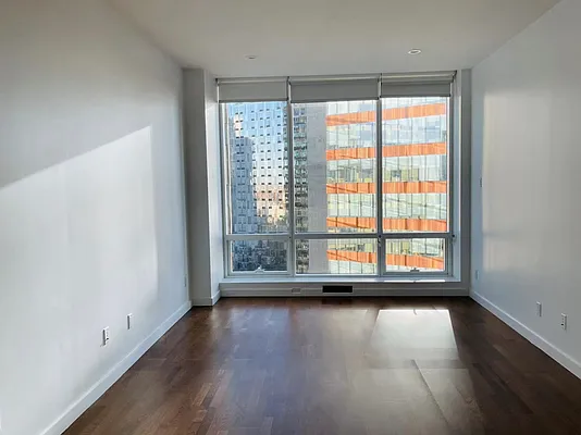 Rented by Compass | media 11