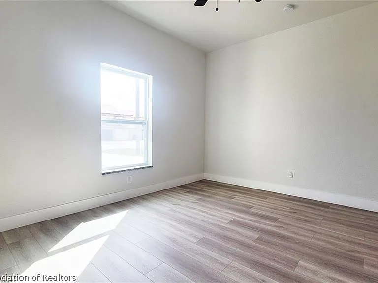 4317 Lafayette Ave — Photo 15
