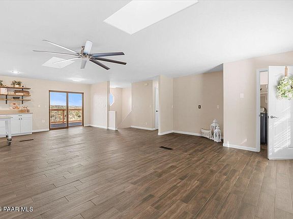 3rd image of 2311 Sandia Dr