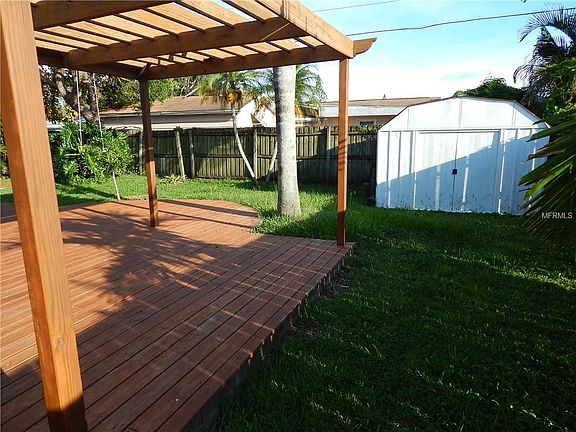 4th image of 2114 Lee Ln