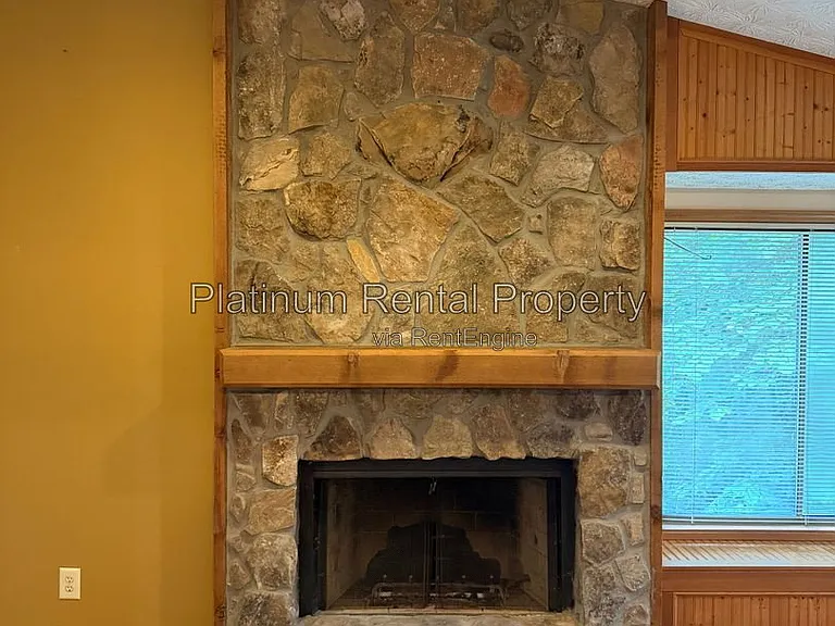 3936 Carriage Gate Dr — Photo 9