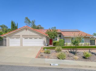 952 N Bridle Path Ln, Walnut, CA 91789