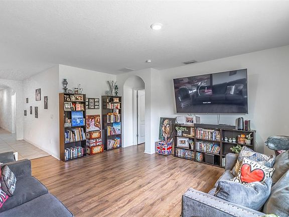 5th image of 1419 FOX SQUIRREL DRIVE