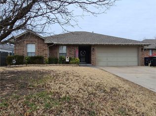 1509 N Southminster St, Moore, OK 73160