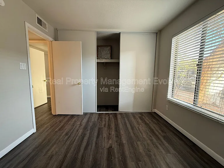 5995 N 78th St #1062 — Photo 16