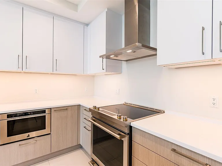 275 1st Ave S #2208 — Photo 7