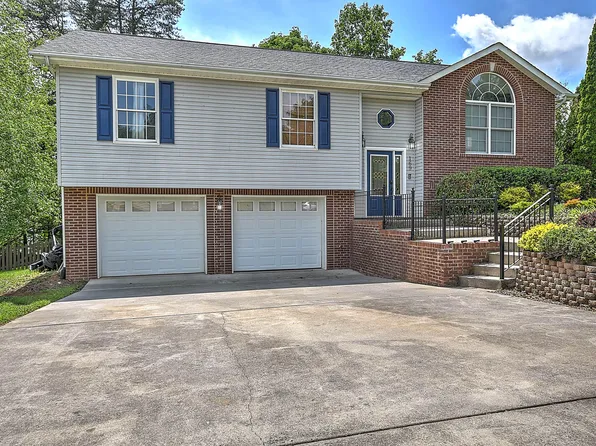 169 Ashley Dr, Mt Carmel, TN 37645