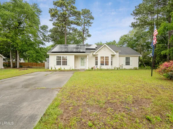 5 Grandiflora Ln, Beaufort, SC 29907
