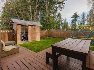 623 Farnham Rd #5, Gibsons, BC V0N 1V8
