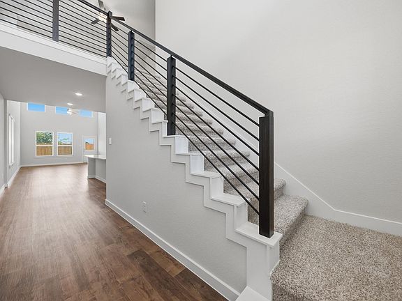 5th image of 1053 Lilly Ln