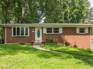 6348 Silas Burke St, Burke, VA 22015